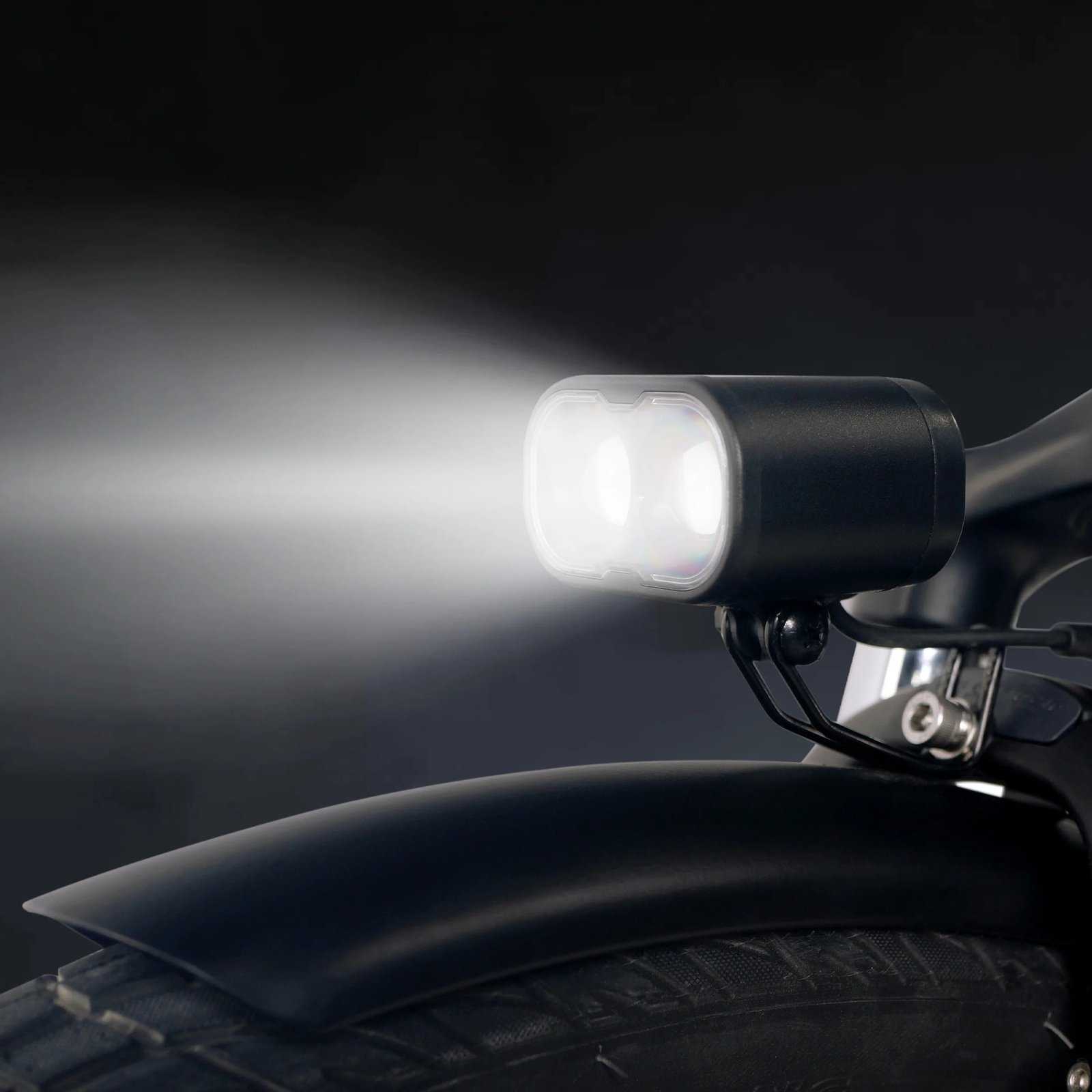 NCM T7 Trekking Commuter E-Bike - Image 3