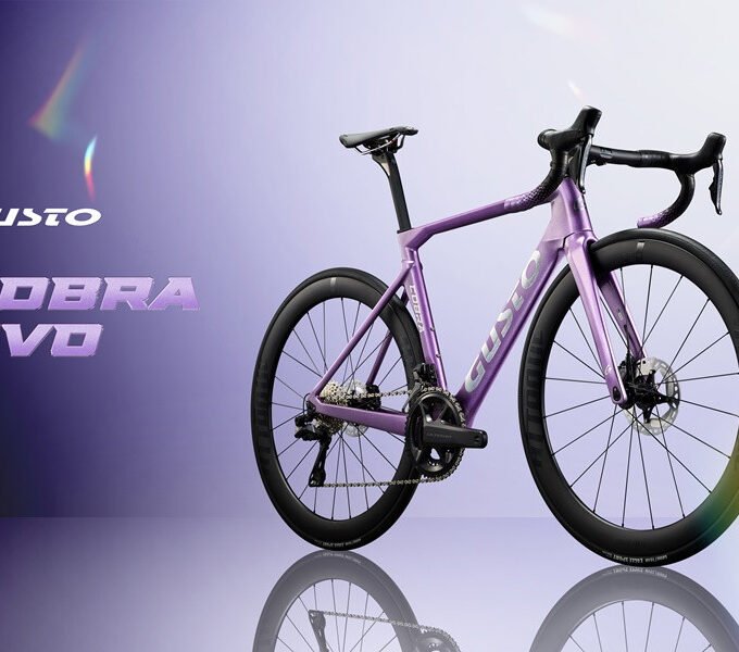 COBRA EVO DB PRO TE Ultegra Di2 Attaque 50 Carbon Wheelset - Purple